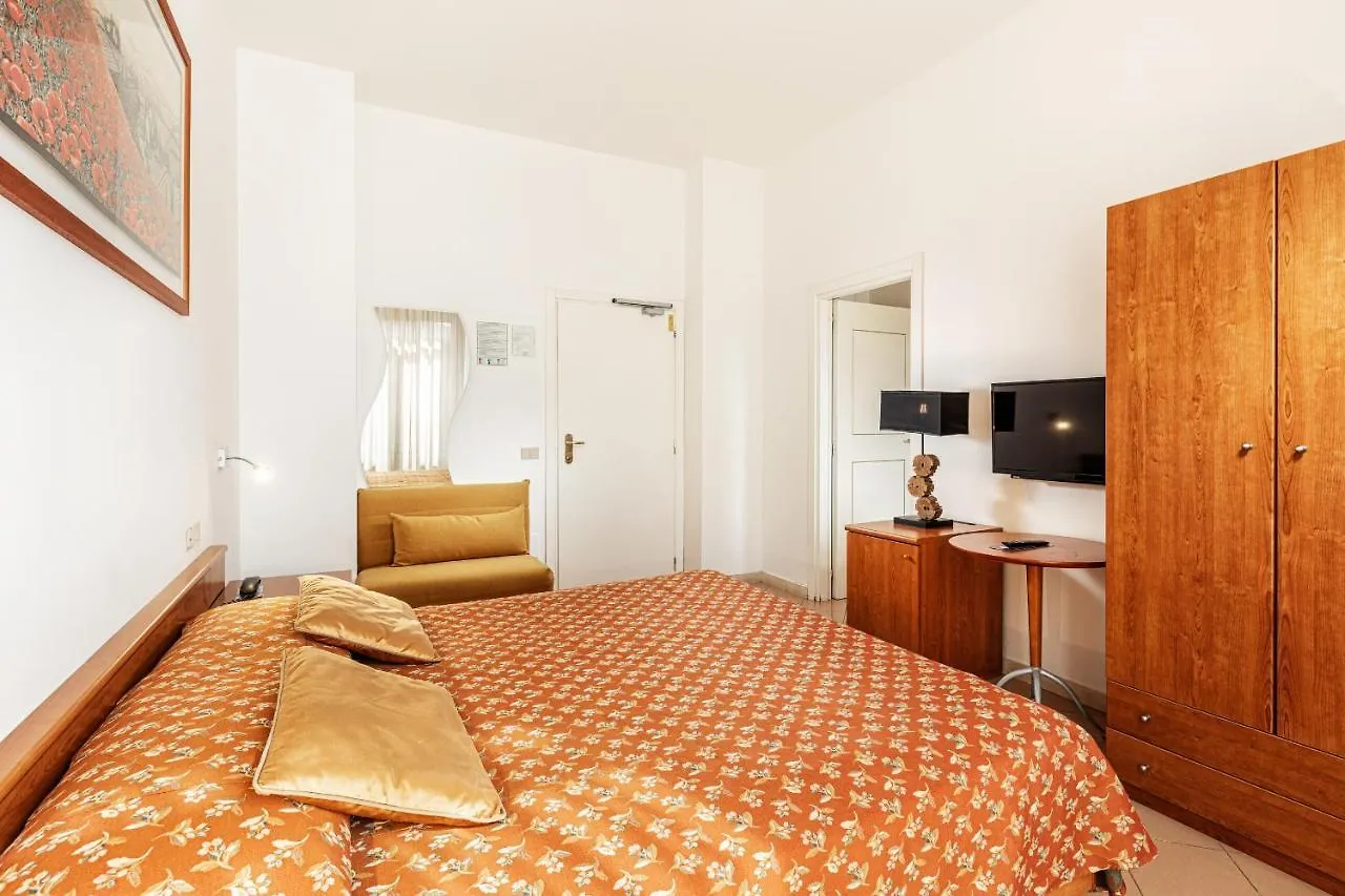 Hotel Minerva Siena 3*,