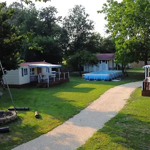 Camping Del Falco Agricamp-12 Kilometers To Garda And Verona Bussolengo