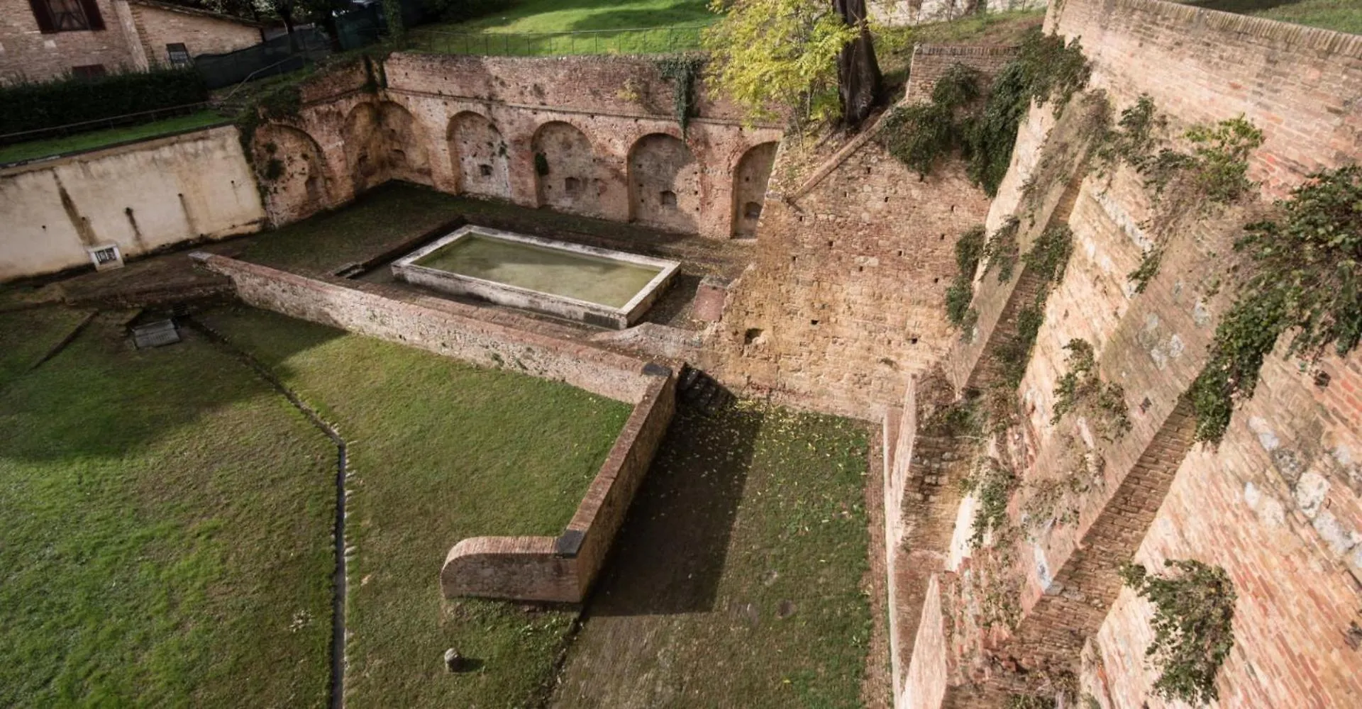 ***  Hotel Minerva Siena Italy
