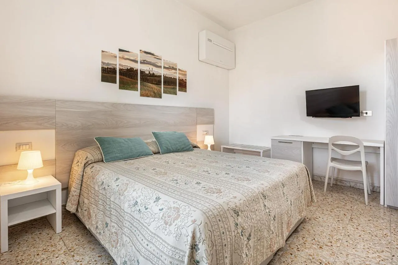 סיינה Hotel Minerva