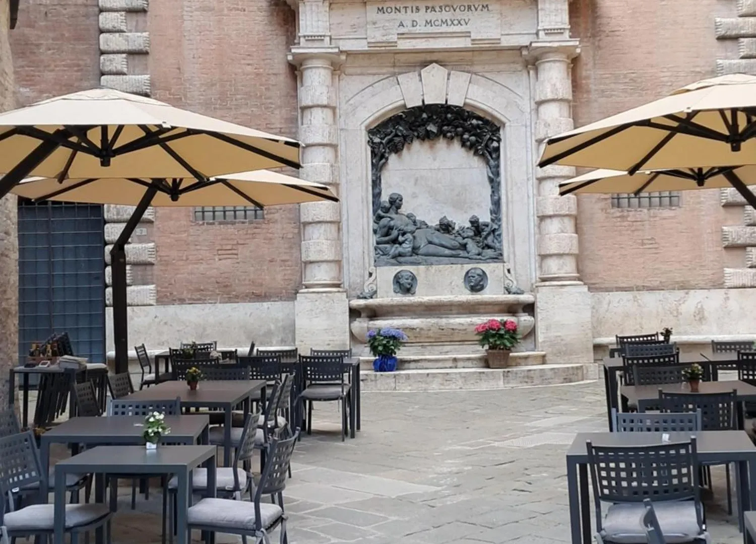 Hotel Minerva Сиена Италия